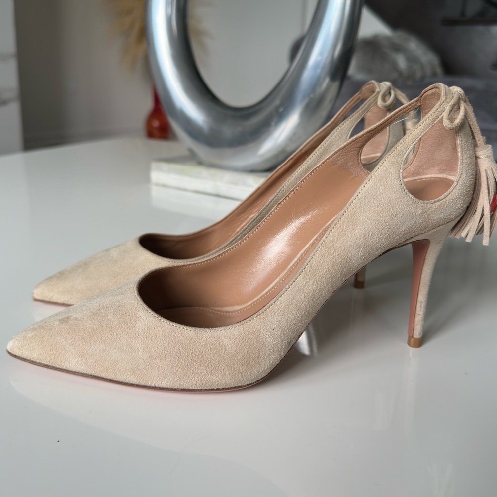 Aquazurra suede nude heel